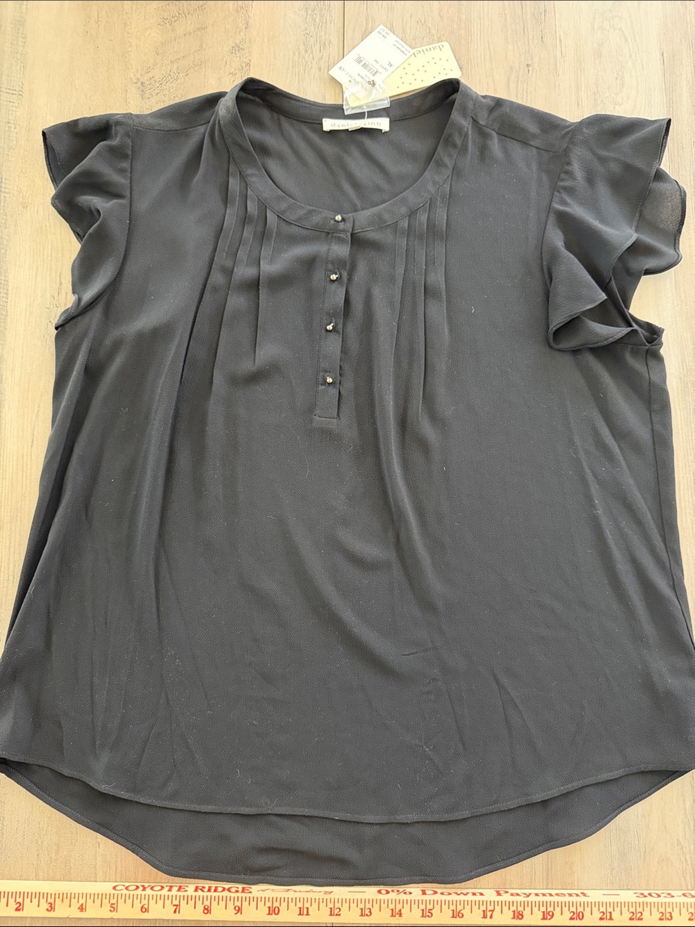 Daniel Rainn XL Black Flutter Sleeve Pleated Front Blouse nwt Nordstrom Rack
